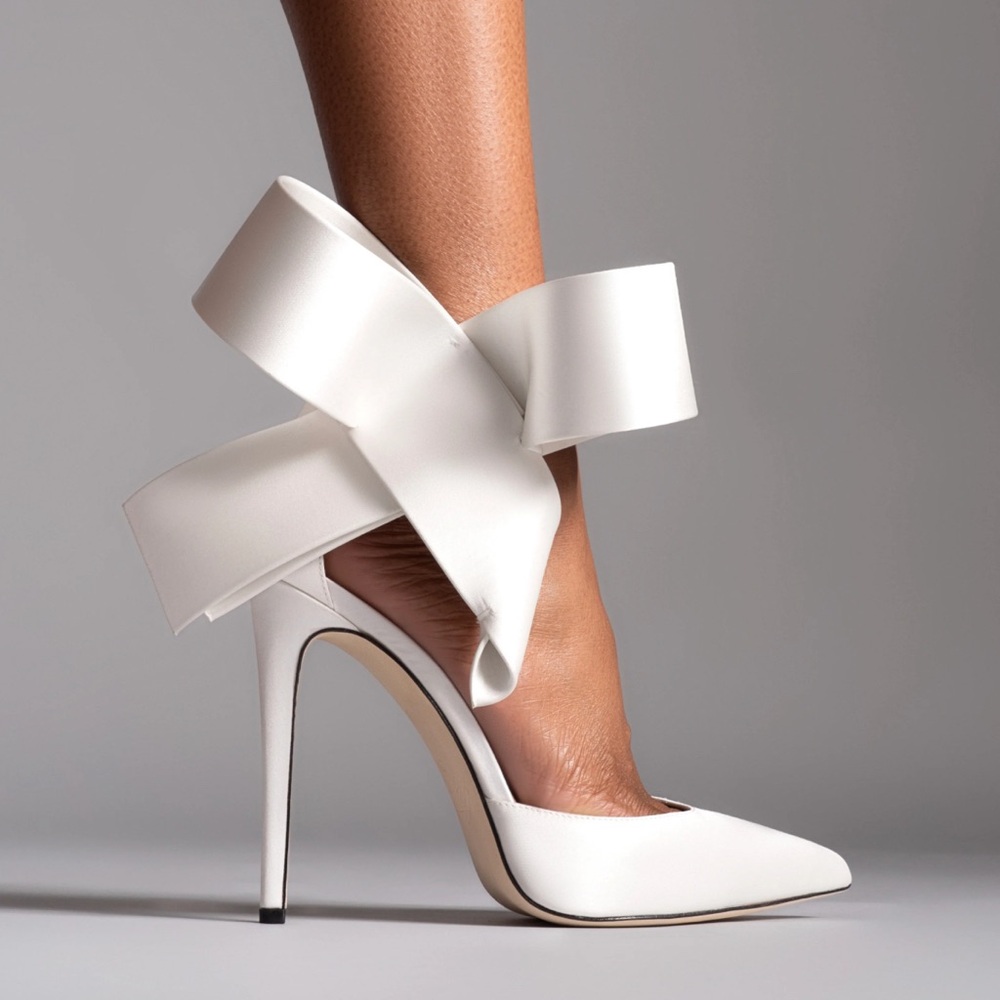 Aminah Abdul Jillil beautiful bow pumps